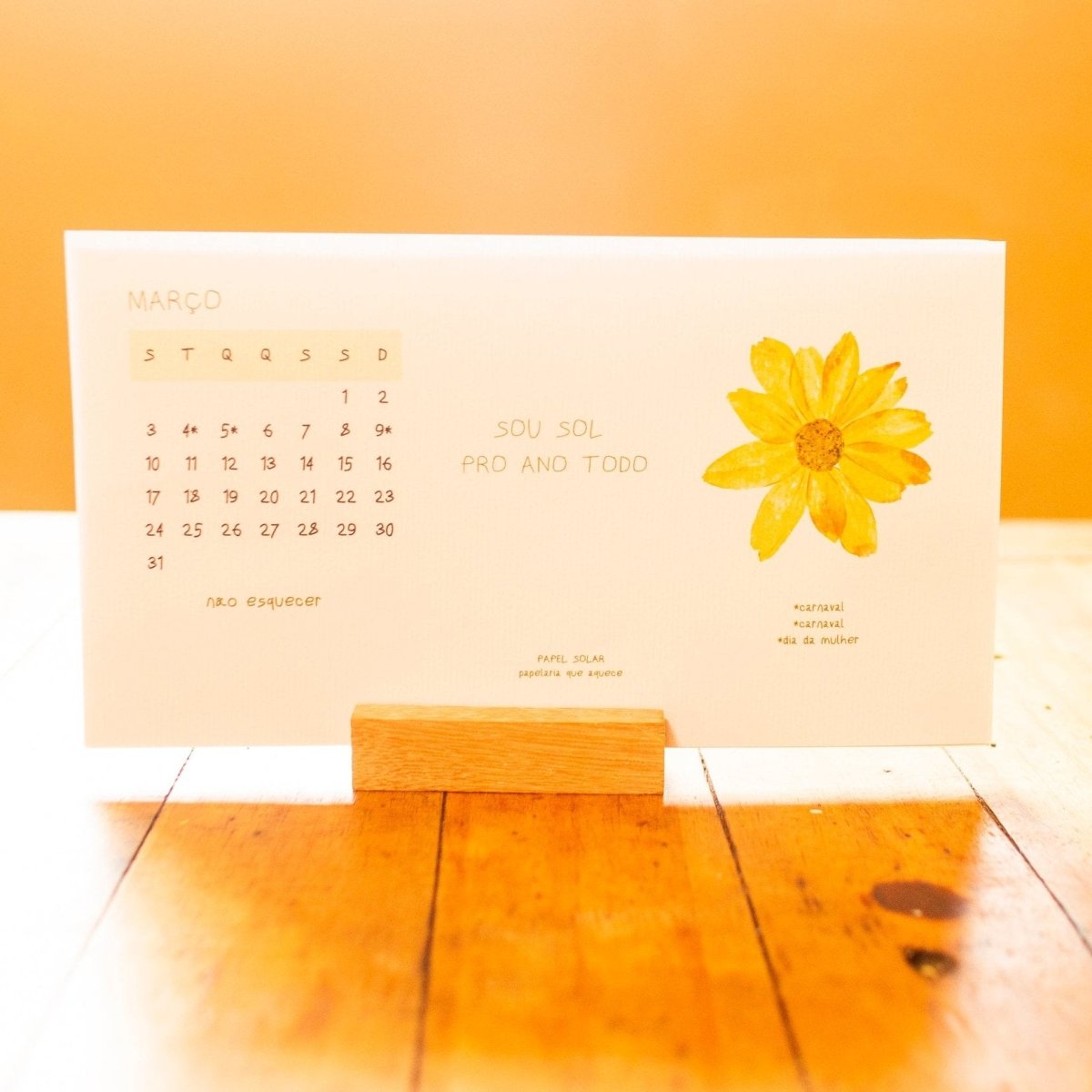 Casa Brasileira - Calendario de Mesa 2025 - Papel Solar - Papelaria