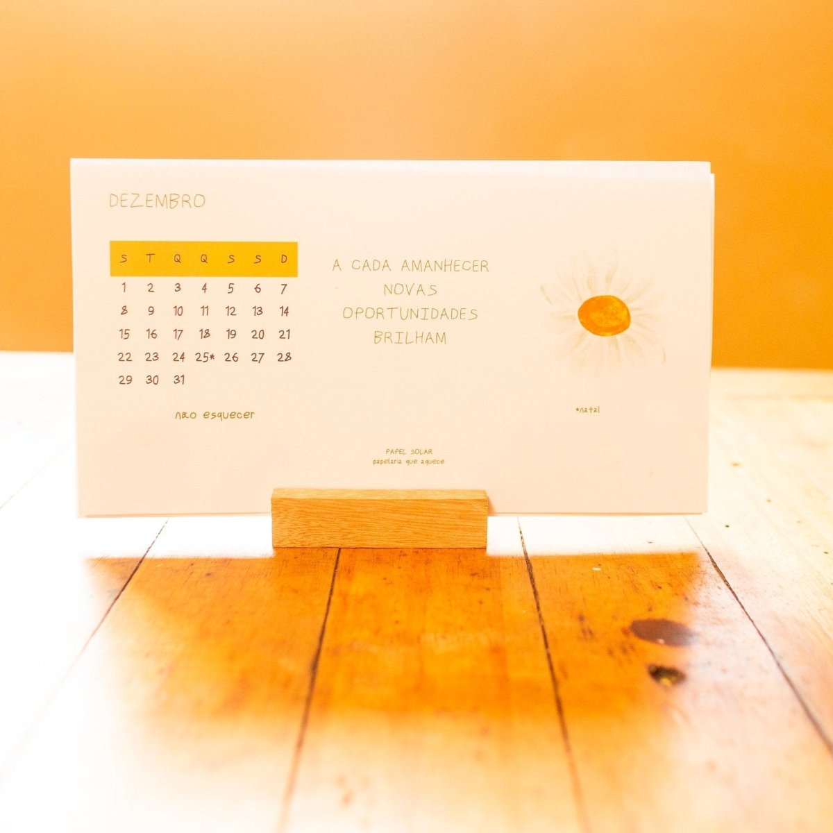 Casa Brasileira - Calendario de Mesa 2025 - Papel Solar - Papelaria