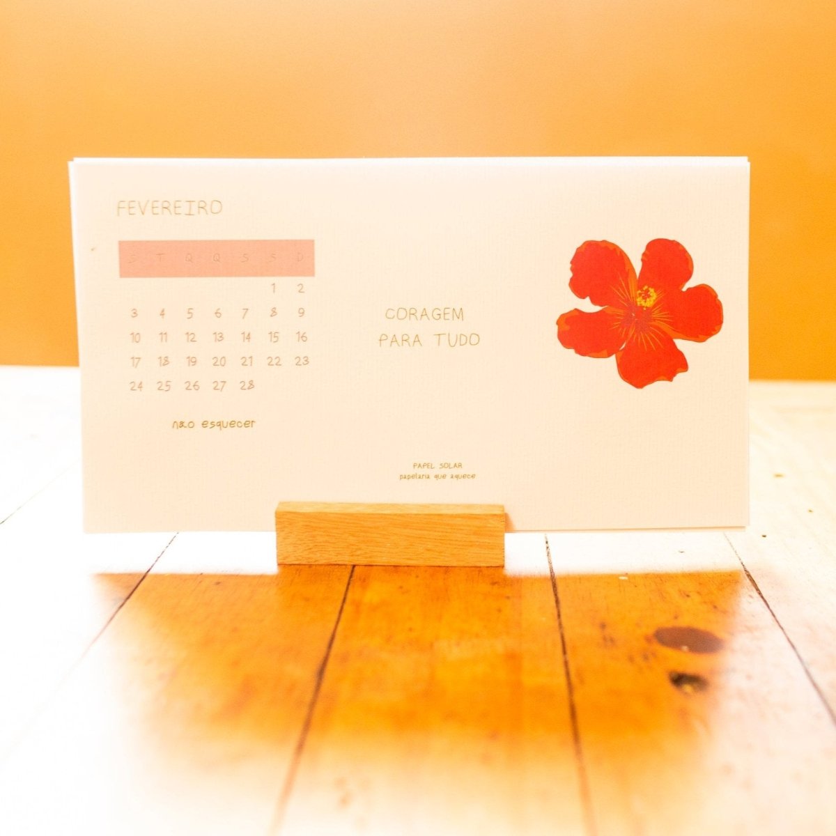 Casa Brasileira - Calendario de Mesa 2025 - Papel Solar - Papelaria